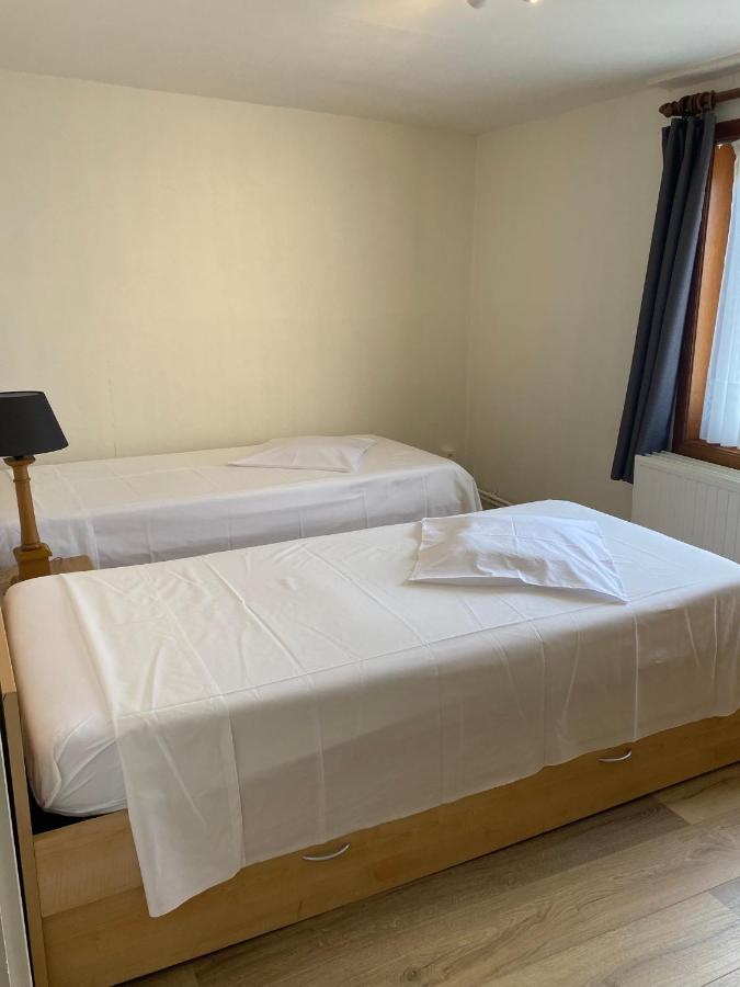 Vakantiewoning Wurfeldermolen Maaseik Esterno foto